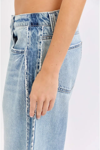 Low Rise Baggy Jeans w/ Side Shadow