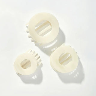 Teleties Coconut White Large Flat Circle Hair Clip