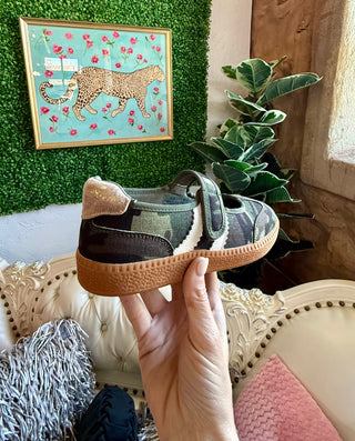 Corkys Calm Down Sneaker - Camo